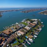 featured–13_Harbor_Island-ae-01